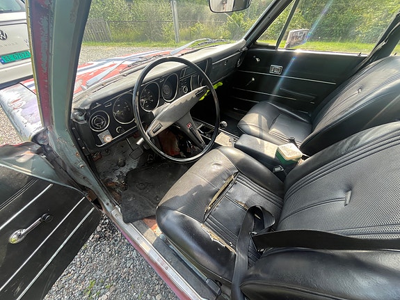 Toyota Crown 4 of 5