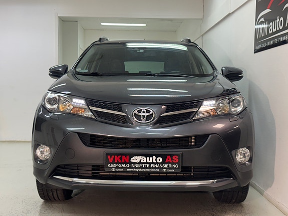 Toyota RAV4 5 of 5