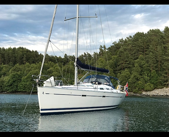 Beneteau Oceanis 393 2 of 5