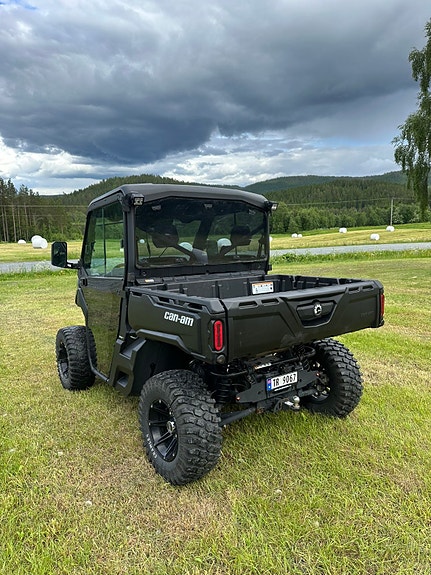 Can-Am Traxter XU HD9 6 of 14