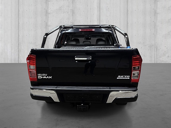 Isuzu D-max 4 of 5