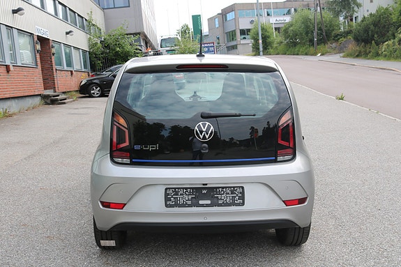 Volkswagen UP! 5 of 5