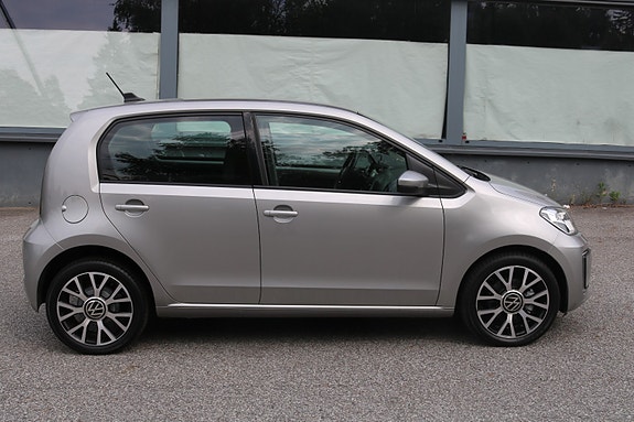 Volkswagen UP! 7 of 19