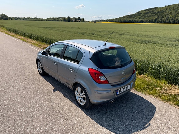 Opel Corsa 4 of 5