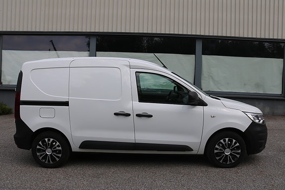 Renault Express 8 of 23