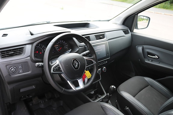 Renault Express 12 of 23