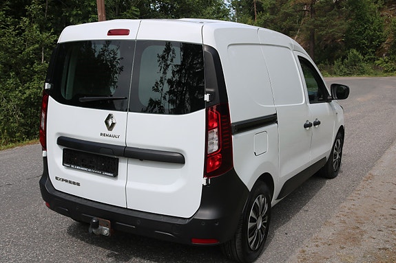 Renault Express 6 of 28