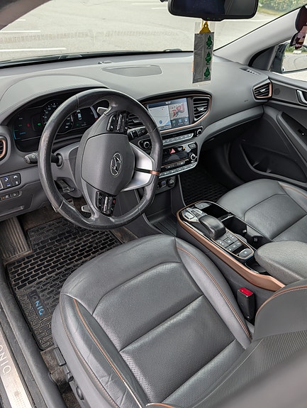 Hyundai IONIQ 5 of 5