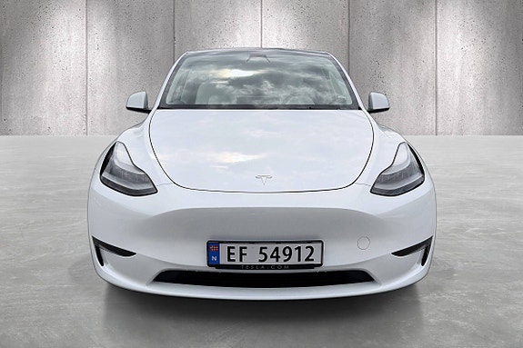 Tesla Model Y 2 of 5