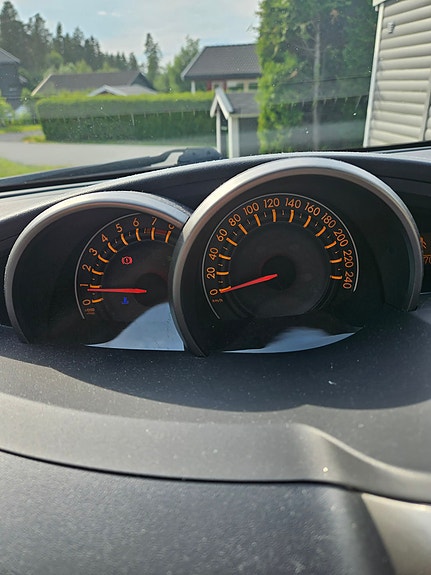 Toyota Verso 3 of 5