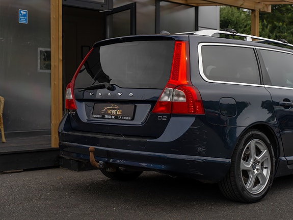 Volvo V70 4 of 30