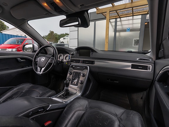 Volvo V70 21 of 30