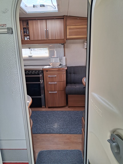 KABE Royal 720 TDL KS med spikertelt 8 of 15