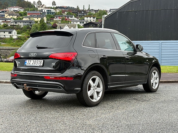 Audi Q5 4 of 5