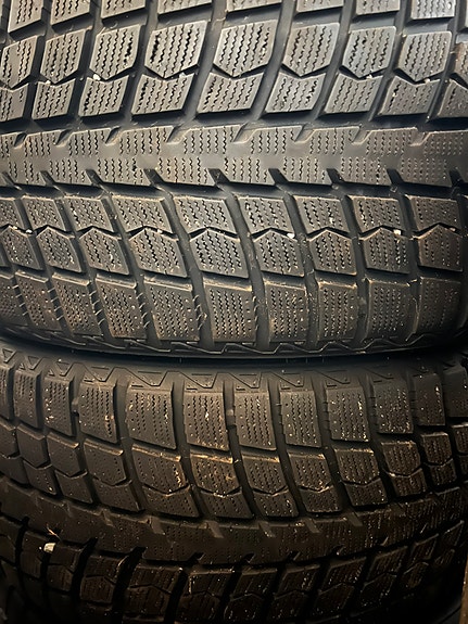 Porsche Cayenne 16 of 16