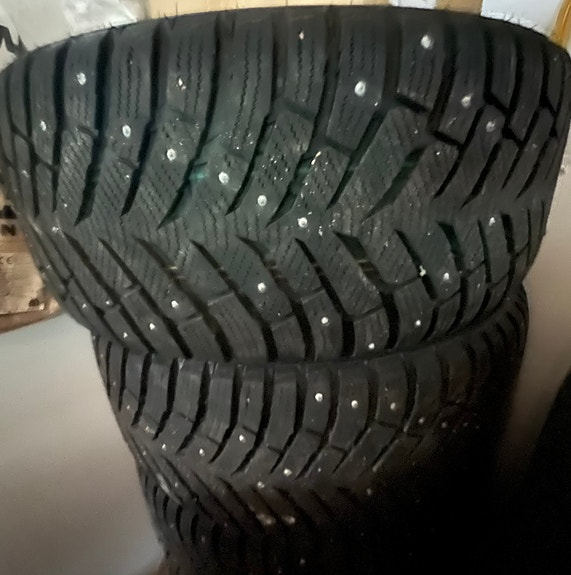 Porsche Cayenne 15 of 16