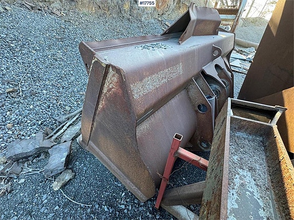 Andre Gjerstad Wheel loader bucket. 5 of 5