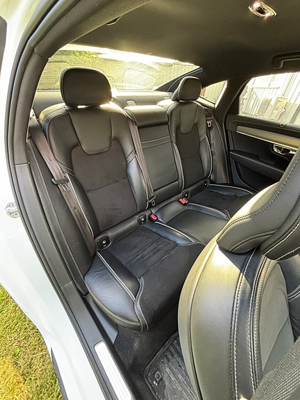 Volvo S90 18 of 25