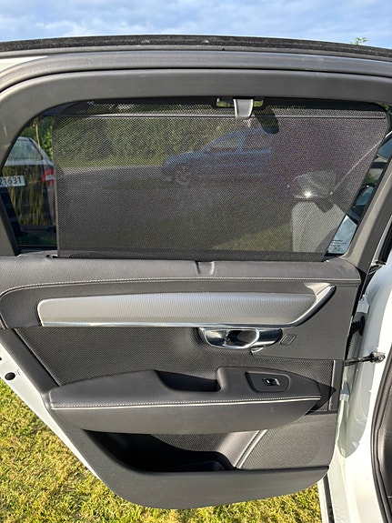 Volvo S90 17 of 25