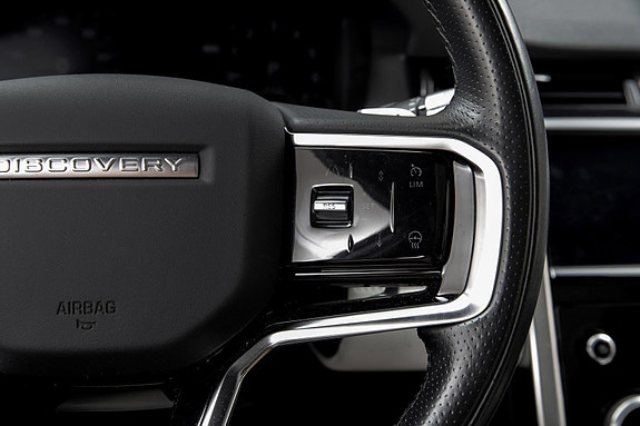 Land Rover Discovery Sport 15 of 30