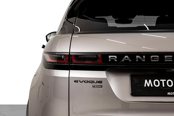 Land Rover Range Rover Evoque 30 of 30