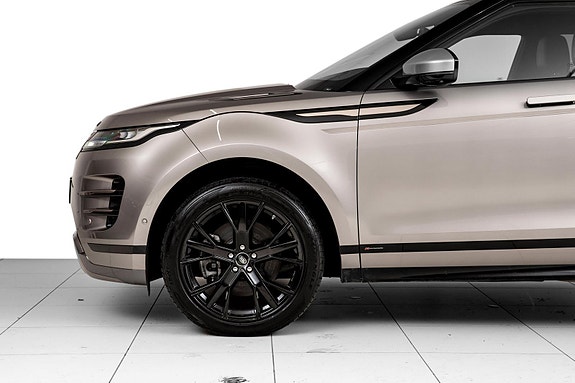 Land Rover Range Rover Evoque 25 of 30