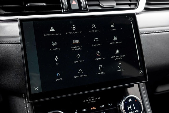 Jaguar F-PACE 24 of 30