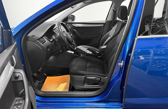 Skoda Octavia 3 of 5