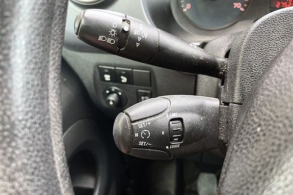 Citroen Berlingo 16 of 30