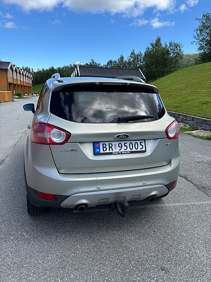 Ford Kuga 5 of 5