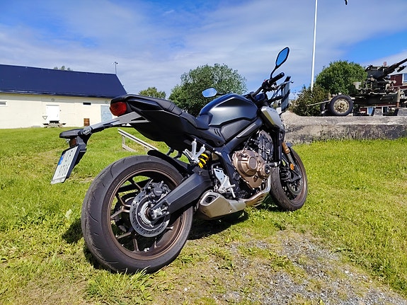 Honda CB 650 R 2 of 14