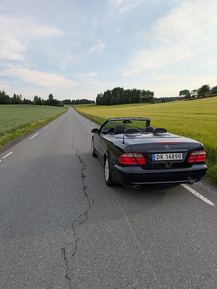 Mercedes-Benz Clk200 2001 photo 2