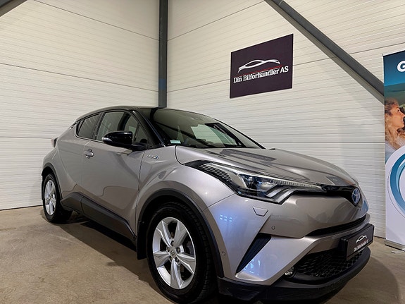 Toyota C-HR 5 of 30