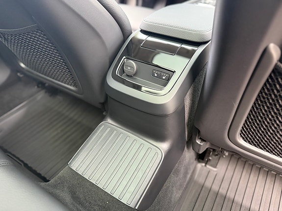 Volvo V90 11 of 16