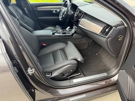 Volvo V90 13 of 16
