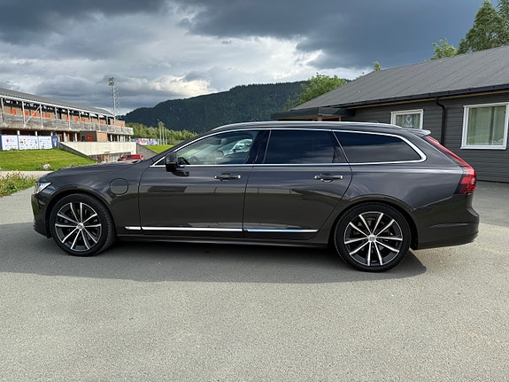 Volvo V90 5 of 16