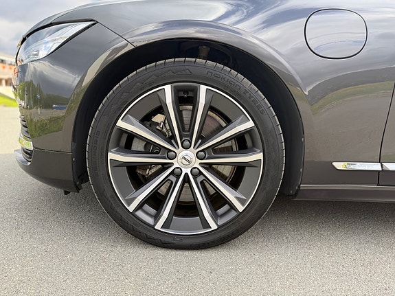 Volvo V90 8 of 16