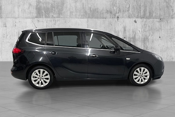 Opel Zafira Tourer 8 of 30