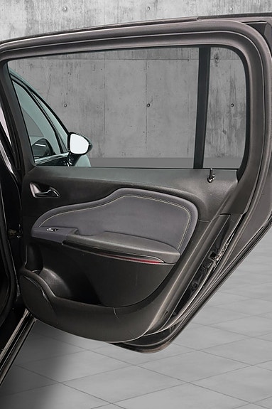 Opel Zafira Tourer 17 of 30
