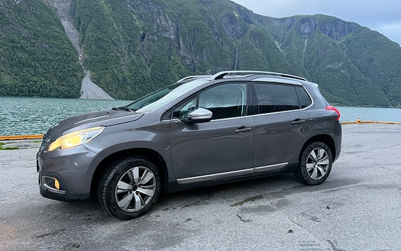 Peugeot 2008 3 of 9