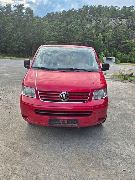 Volkswagen Transporter 2 of 5
