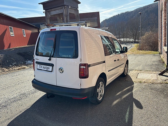 Volkswagen Caddy 5 of 5