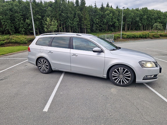 Volkswagen Passat 4 of 5