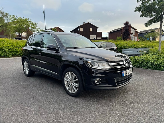 Volkswagen Tiguan 12 of 23