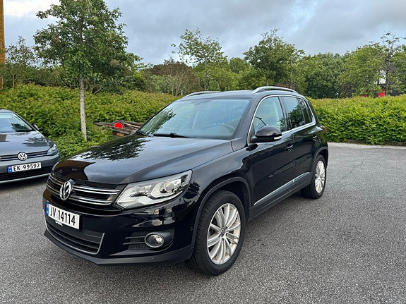 Volkswagen Tiguan 2 of 23