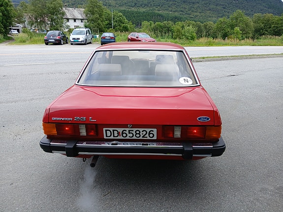 Ford Granada 1982 photo 3