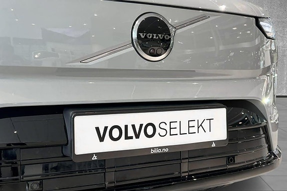 Volvo EX90 3 of 5