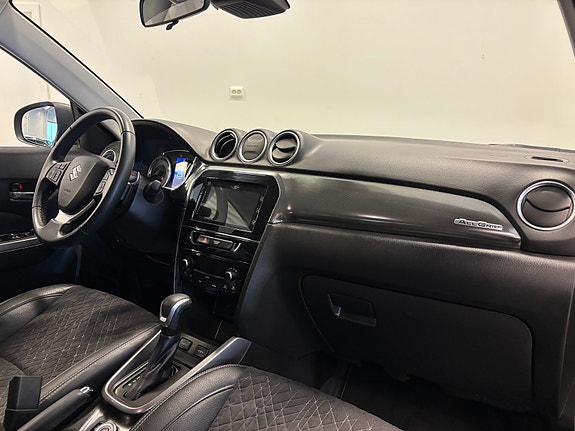 Suzuki Vitara 12 of 24