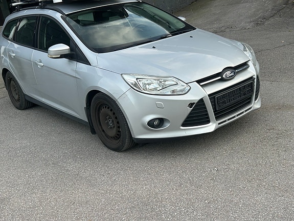 Ford Focus 9 of 13