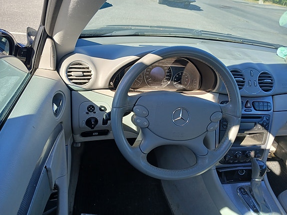 Mercedes-Benz Clk200 2003 photo 2